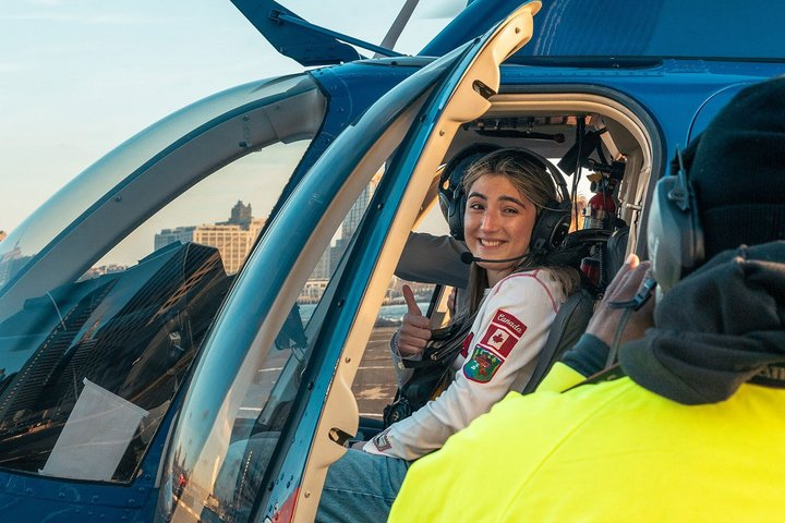 Deluxe Manhattan Helicopter Tour - Photo 1 of 14